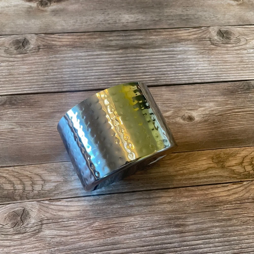 New ✨Williams Sonoma ~ Hammered Wine Coaster